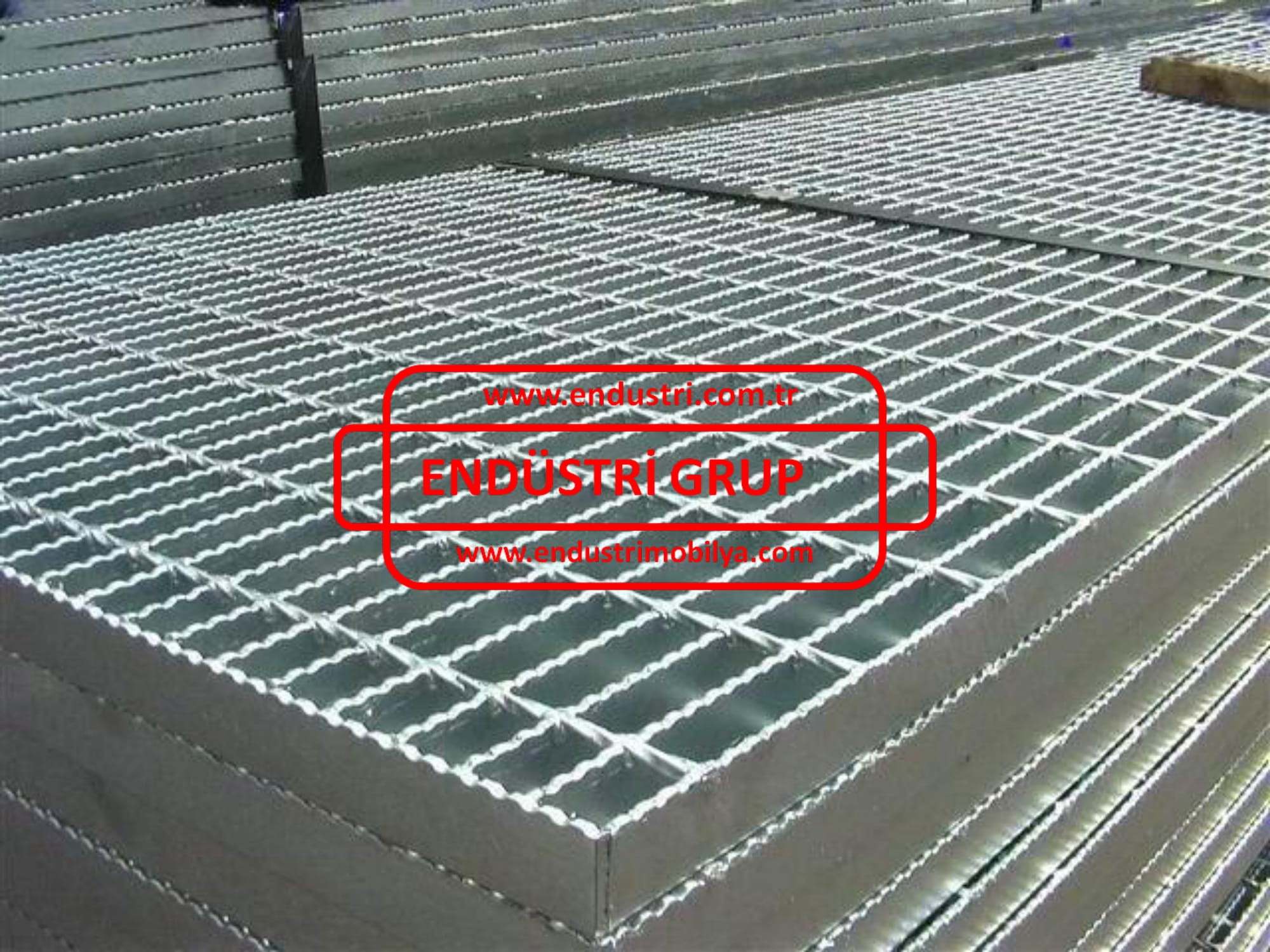 galvanizli-platform-izgaralari-paslanmaz-petek-izgarasi-basamak-metal-celik-izgara (2) galvanizli-platform-izgaralari-paslanmaz-petek-izgarasi-basamak-metal-celik-izgara